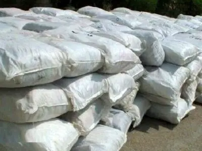 کشف بیش از ۶۰ تن کود قاچاق و غیرمجاز در خرامه