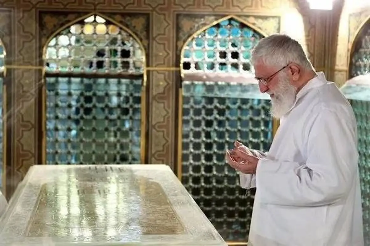 سروده میلاد عرفان‌پور در وداع رهبر شهید