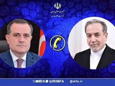 وزیرا خارجیة ایران واذربیجان یتباحثات هاتفیا حول التطورات الاقلیمیة