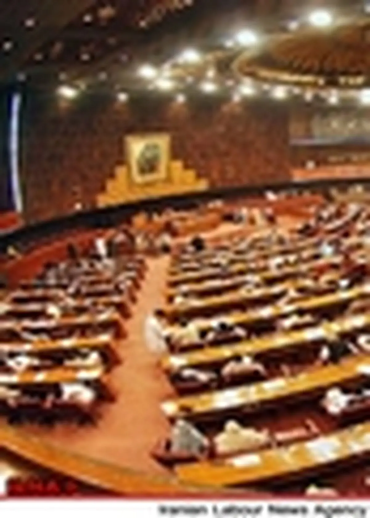 پارلمان پاکستان لایحه محاکمه متهمان به تروریسم در دادگاه نظامی را تصویب کرد