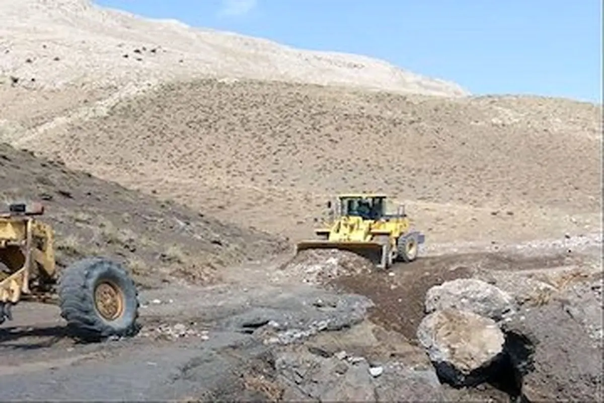 هشت روستای دهستان سادات محمودی دنا فاقد محور ارتباطی اند 