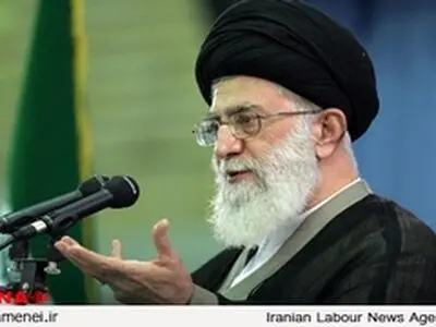 برخی بدنبال تخطئه جانفشانی‌های دفاع مقدس و جهت‌گیری امام هستند