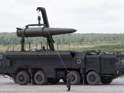 Russia seen putting new nuclear-capable missiles along NATO border by 2019
