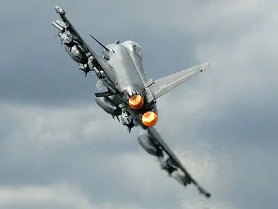 کویت از ایتالیا  ۲۸ فروند جت یوروفایتر خرید