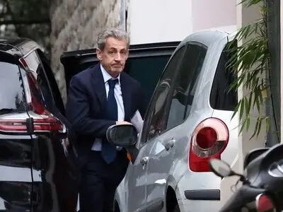 سارکوزی: از زندان نمی‌ترسم