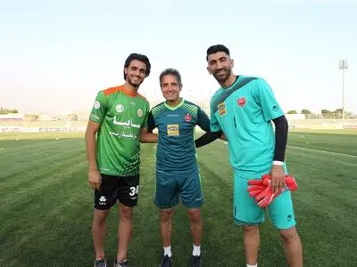 سیدی: حسینی دلیل تفاوت تیم قهرمان با دیگر مدعیان بود/ مظاهری بعد از ذوب‌آهن در انتخاب تیم اشتباه کرد/ ای کاش لک مشاوران بهتری داشت
