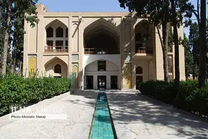 عملیات مرمتی و ایمن‌سازی باغ فین کاشان پایان یافت