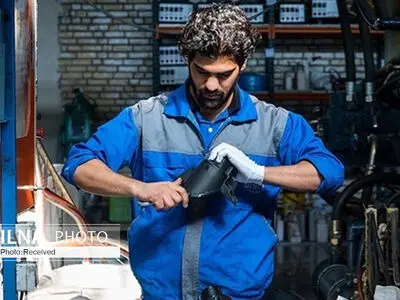ریزش اشتغال، تولید کار را بی‌اثر می‌کند/ برای جلوگیری از بیکاری کارگران نهادهای مختلف همکاری کنند