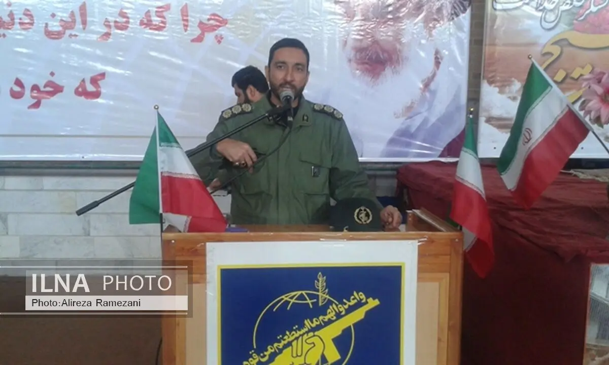 استکبار می‌خواهد با تزویر دنیا را اداره کند