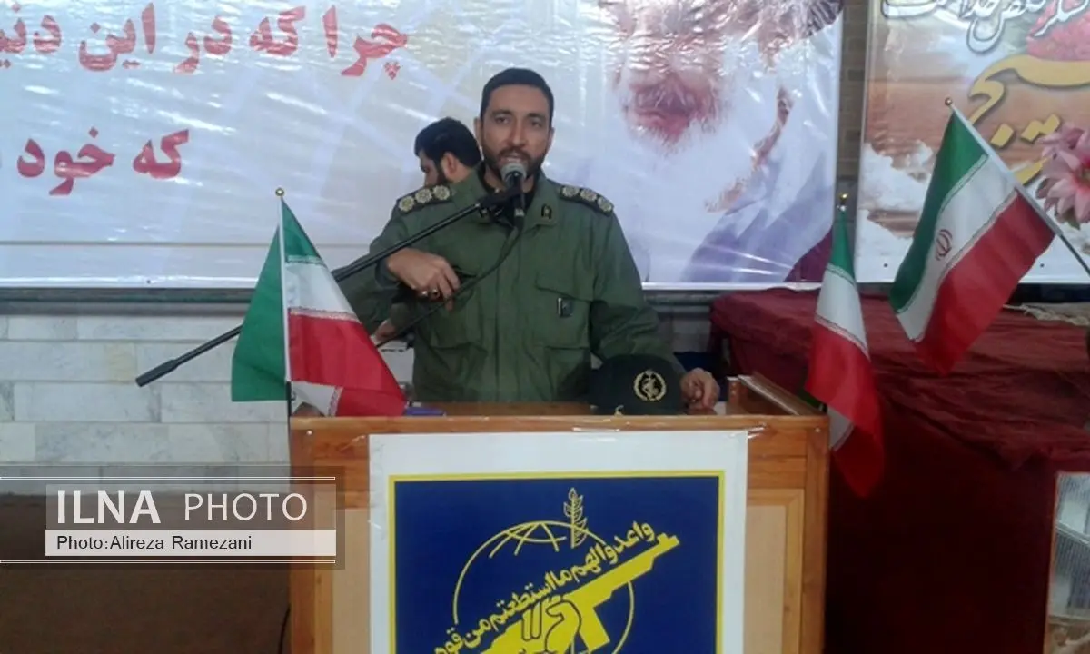 استکبار می‌خواهد با تزویر دنیا را اداره کند