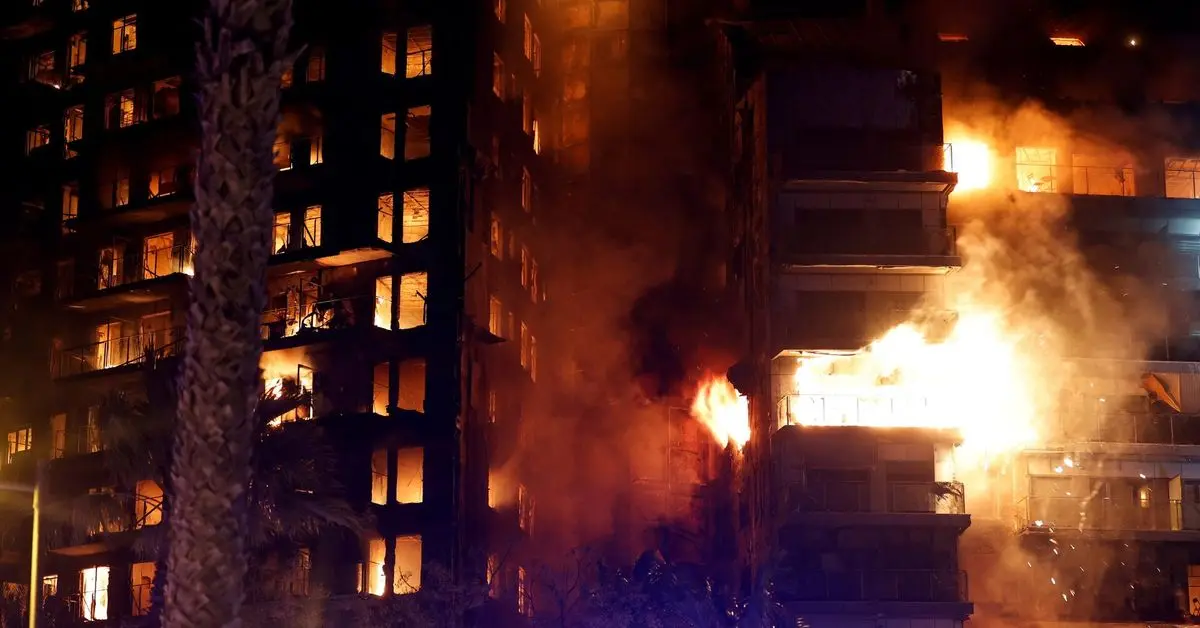 ۹ کشته و مجروح در پی آتش‌سوزی در یک ساختمان مسکونی در اسپانیا