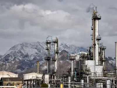 واگذاری پالایشگاه کرمانشاه و پتروشیمی بیستون قانونی اعلام شد