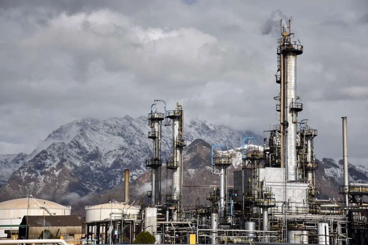 واگذاری پالایشگاه کرمانشاه و پتروشیمی بیستون قانونی اعلام شد