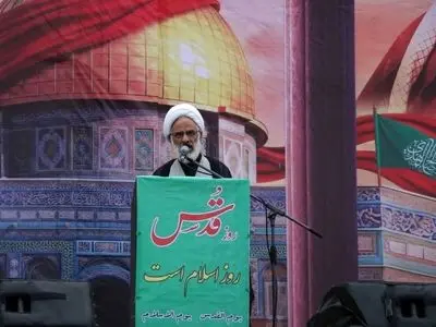 دوران کنونی، فصل سیاه کردن چهره استکبار است