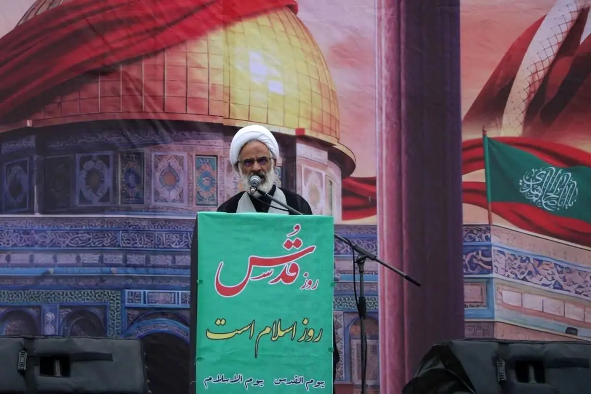 دوران کنونی، فصل سیاه کردن چهره استکبار است