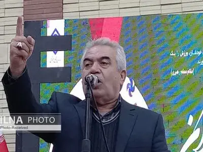 سیاست‌های غلط معاش کارگران و بازنشستگان را به مخاطره انداخته است