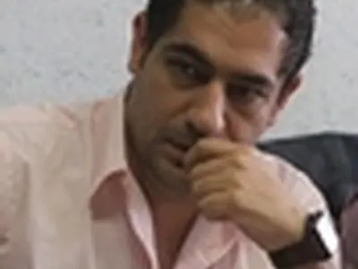 مهدی کرم‌پور مورد ضرب و شتم قرار گرفت