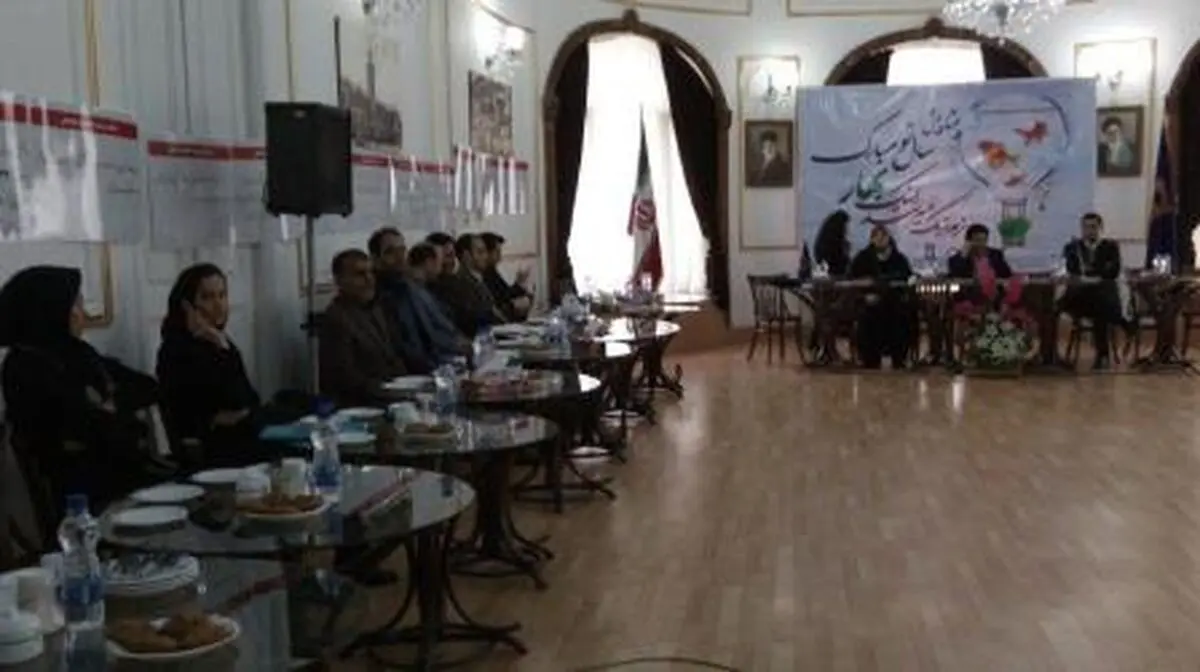 تقدیر شهردار رشت از پورناصرانی و پنج مدیر دیگر در راستای تلاش در جهت برندسازی شهر