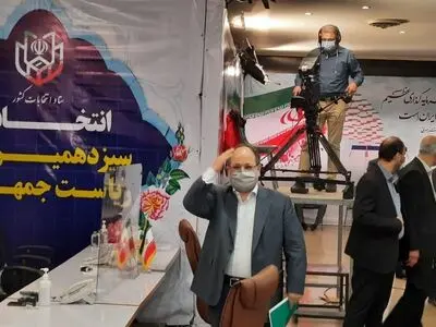 محمد شریعتمداری در انتخابات ریاست جمهوری ثبت نام کرد