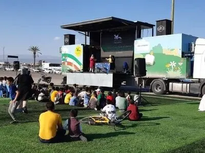 تماشاخانه سیار کانون به فارس رسید