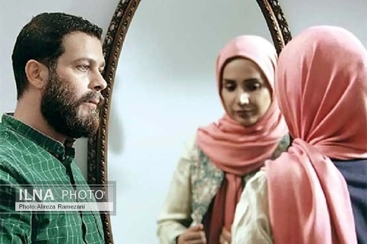 هشت و نیم دقیقه پای تلویزیون