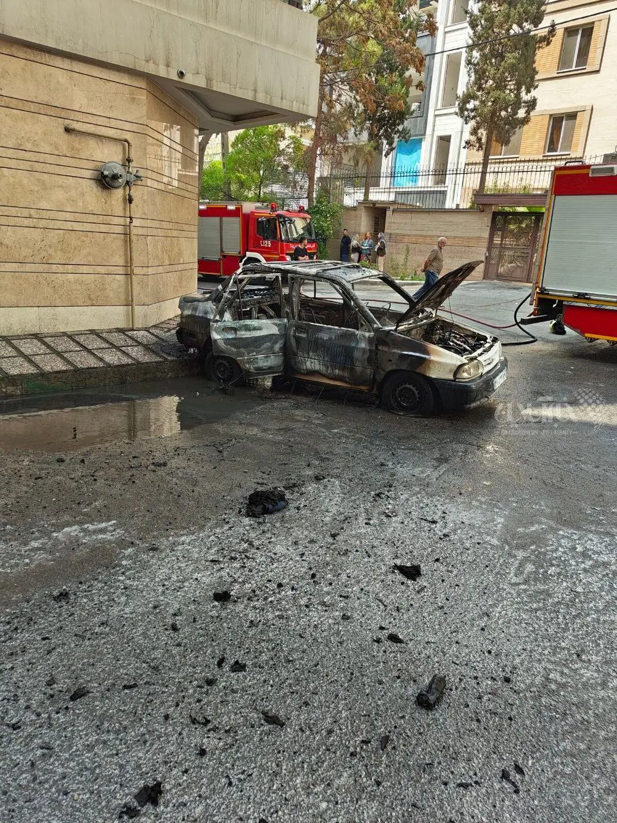 انفجار خودرو در محله قلهک تهران