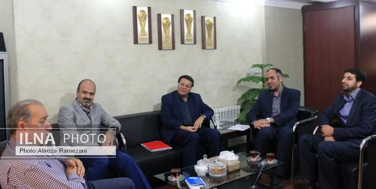 حسینی: کارشکنی ازبکستانی ها را به مراجع فوتبالی و وزارت امور خارجه گزارش میدهیم