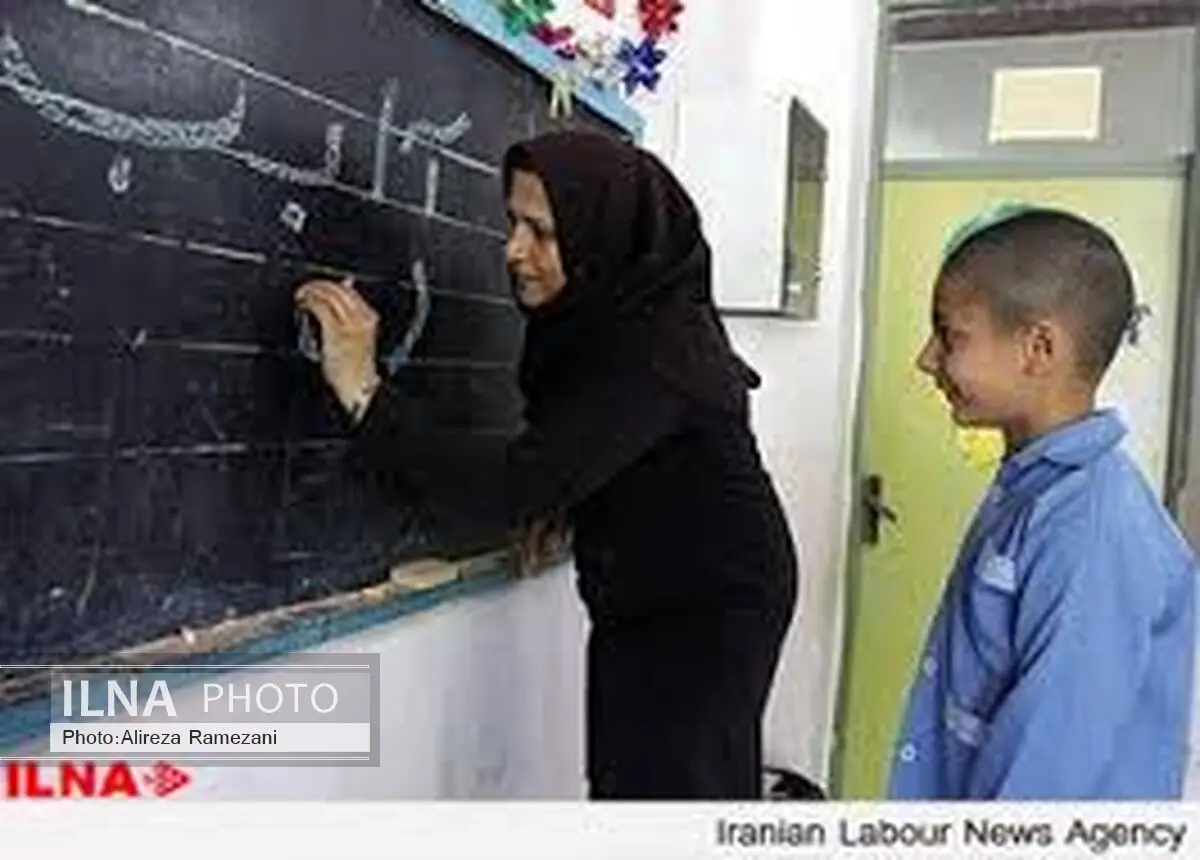 سرگردانی معلمان آزاد میان وزارت کار و آموزش و پرورش