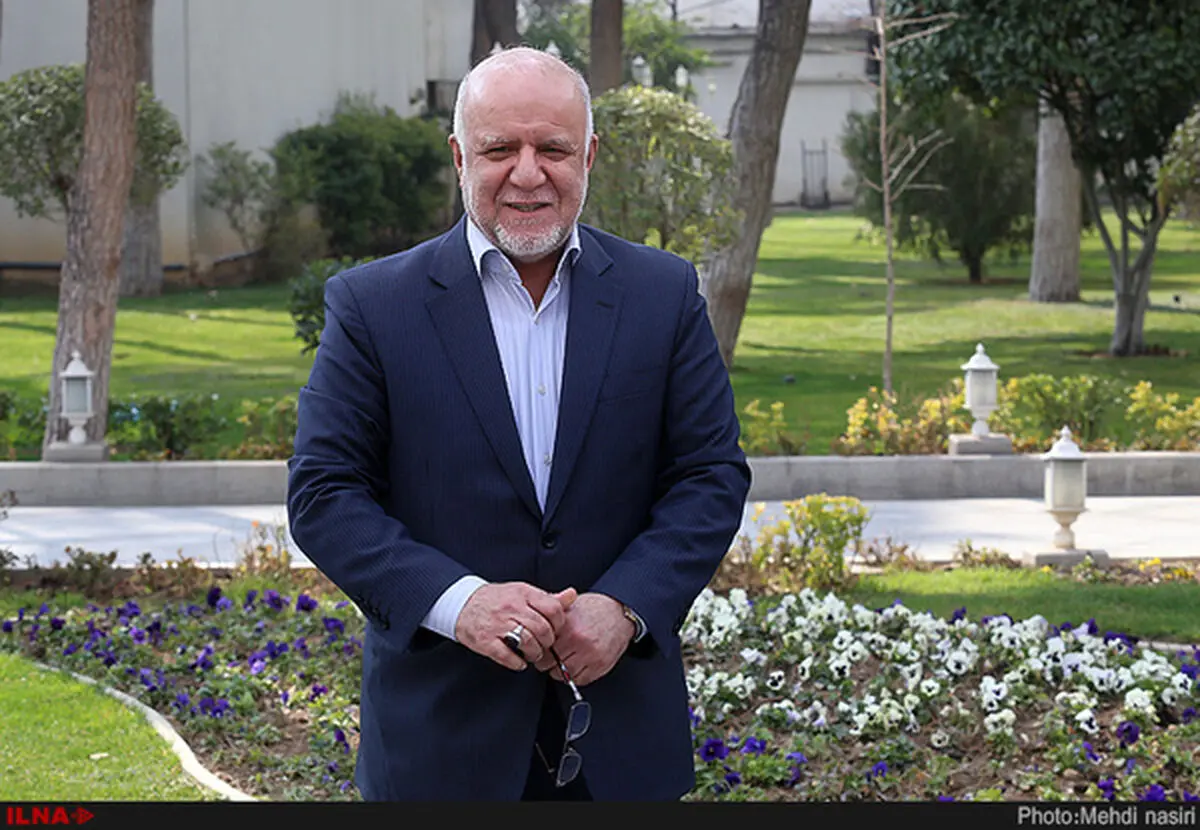 هیچ کاری با تهدید جلو نمی‌رود/ مشتریان زیادی برای خرید نفت ایران وجود دارد