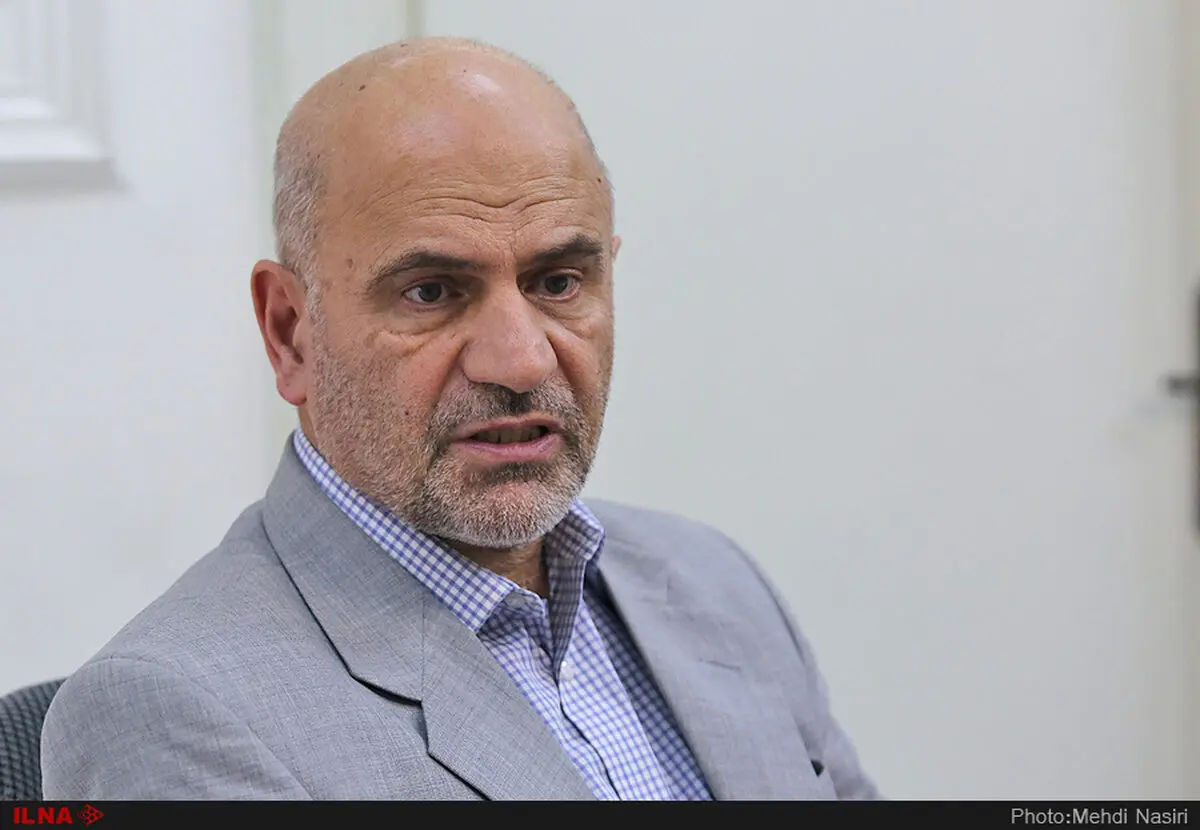 حذف صفرها از پول ملی اقدام نمایشی است/ نمایندگان تا تضمین نگیرند زیر بار حذف صفرها نروند/ سیاست‌گذاران نگاه ترحمی به بخش کشاورزی دارند