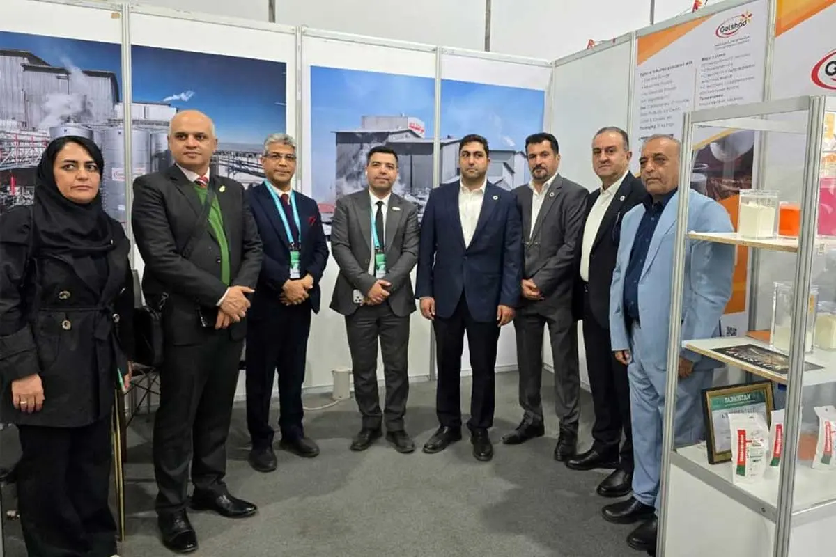 نشست سرپرست هیات تجاری استان قزوین با مدیران اتاق‌های "کرمان" و "خراسان رضوی" در تاجیکستان