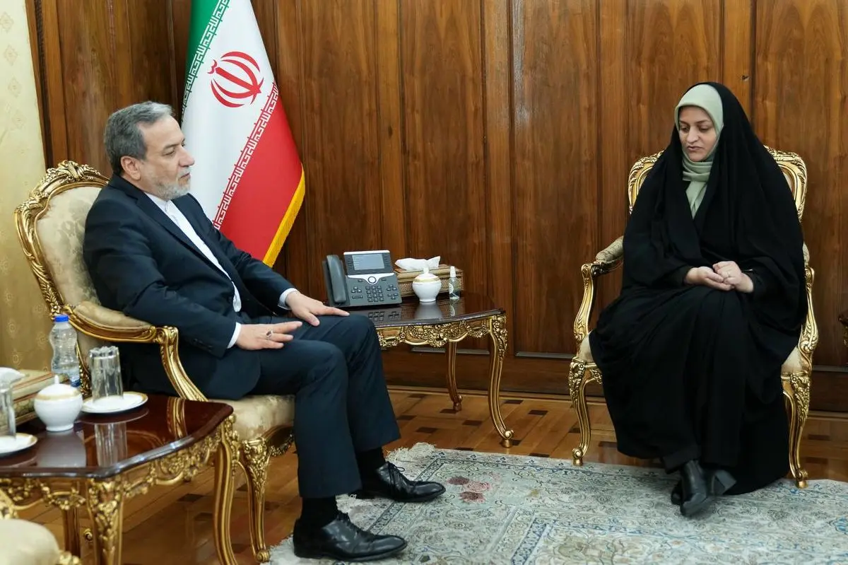 دیدار سرکنسول جدید ایران در آلماتی با عراقچی
