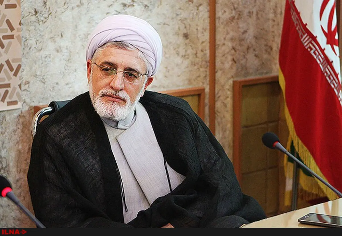 مرحوم طالقانی معتقد بود باید شورا را از حوزه خواص خارج و به همه شهروندان توسعه داد