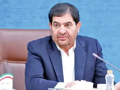 عقب‌نشینی از تنگهٔ هرمز در ذهن هیچ ایران دوستی جایگاهی ندارد