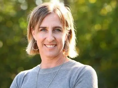 No relationship between what Trump says and what he does; Beth Hurd