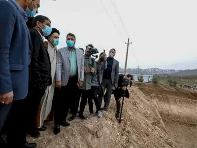 بازدید وزیر میراث‌فرهنگی از پروژه اولین بیمارستان در حال ساخت طالقان