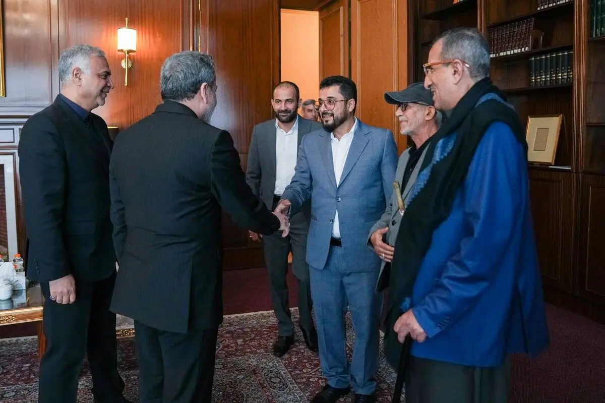 دیدار عراقچی با  هیئتی عالی رتبه یمن 
