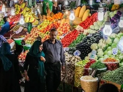 لزوم واگذاری توزیع اقلام شب عید به شبکه بازار و نظارت دقیق از سوی دولت