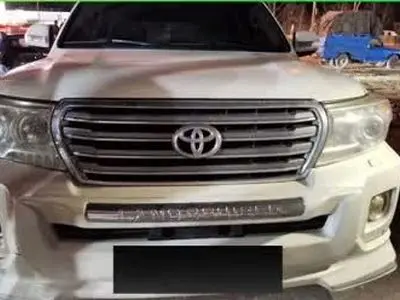 توقیف لندکروز 90 میلیاردی قاچاق در عباس‌آباد