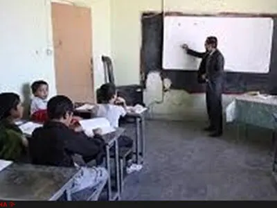 برگزاری نشست فرماندار با شورای آموزش و پرورش پردیس / وعده شرکت عمران برای حل مشکل انشعابات مدارس مسکن مهر