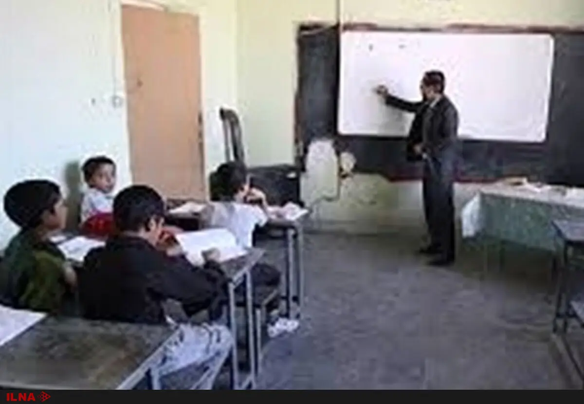 اعتراض والدین دانش آموزان روستای "سرچاه" در مورد مشکلات آموزشی نبود/ برخی تحریک شده بودند