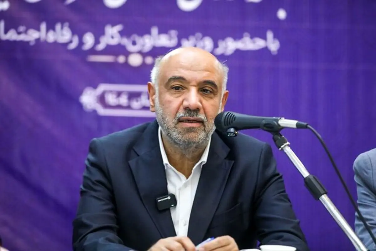 دانش‌آموزان بسیاری پدر و مادر «کم‌سواد» دارند