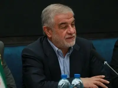 در شرایط جنگ اقتصادی قوانین عادی پاسخگو نیست/ ضرورت تشکیل قرارگاه اقتصادی برای مقابله با گران‌فروشی و احتکار