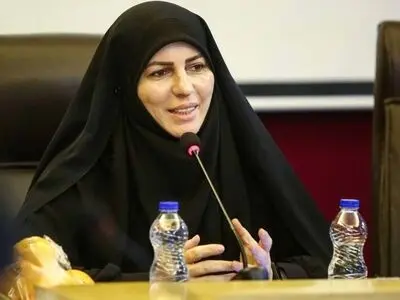 لزوم تشکیل یک زنجیره ارتباطی قوی در بین زنان جهان