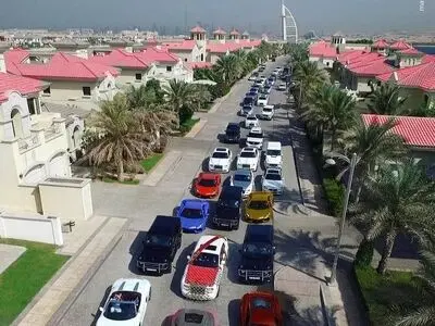 رژه بچه پولدارهای دُبی / عکس
