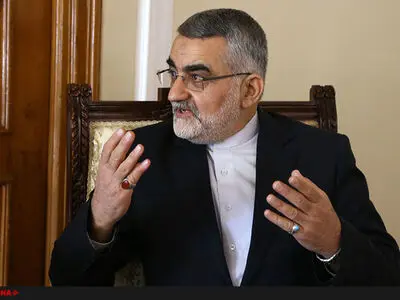 آمریکا وارد بازی بسیار خطرناکی شد/ انتقام خون سلیمانی را می‌گیریم/ دولت عراق نیروهای آمریکایی را اخراج کند