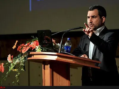 غیرت ملی اجازه نمی‌دهد سرنوشت خود را فدای گروه‌گرایی و رفیق‌بازی کنیم