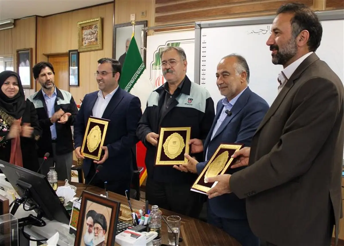 بزرگترین تفاهمنامه فنی و حرفهای کشور بین ذوبآهن اصفهان و سازمان فنی و حرفهای کشور به امضا رسید