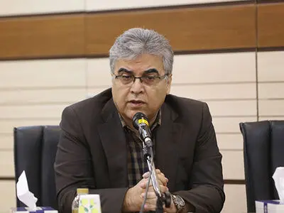 در هیات امنا سه‌جانبه‌گرایی به معنای اخص رعایت نمی‌شود/ منتظر تامین بار مالی ۱۲ هزار میلیارد تومانی همسان‌سازی حقوق مستمری‌بگیران هستیم/ اموال کوچک خود را واگذار می‌کنیم نه موردی در حد پالایشگاه