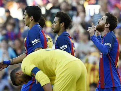 بارسلونا 4 - 1 ویارئال؛صدرنشینی آبی اناری ها با درخشش MSN